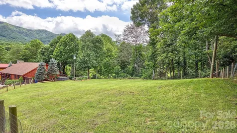 41 Nanny Patch Cove Maggie Valley NC 28751