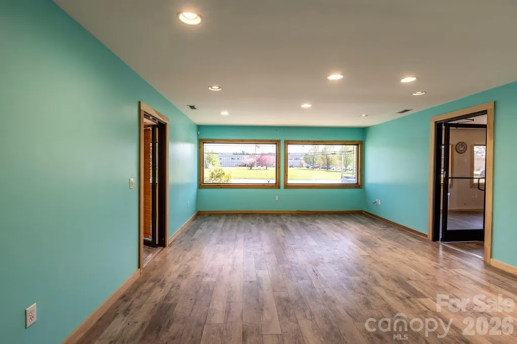2997 Spartanburg Highway Asheville NC 28726