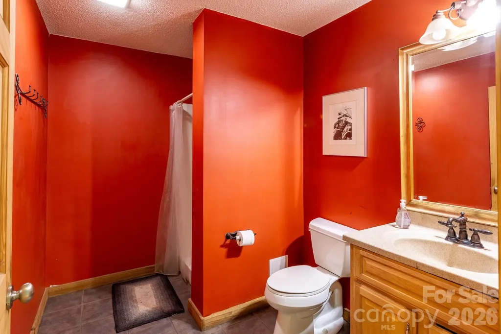 2997 Spartanburg Highway Asheville NC 28726