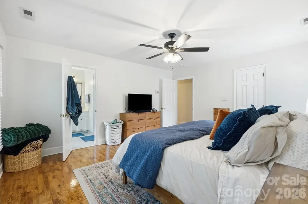 10129 Hanover Glen Road Charlotte NC 28210