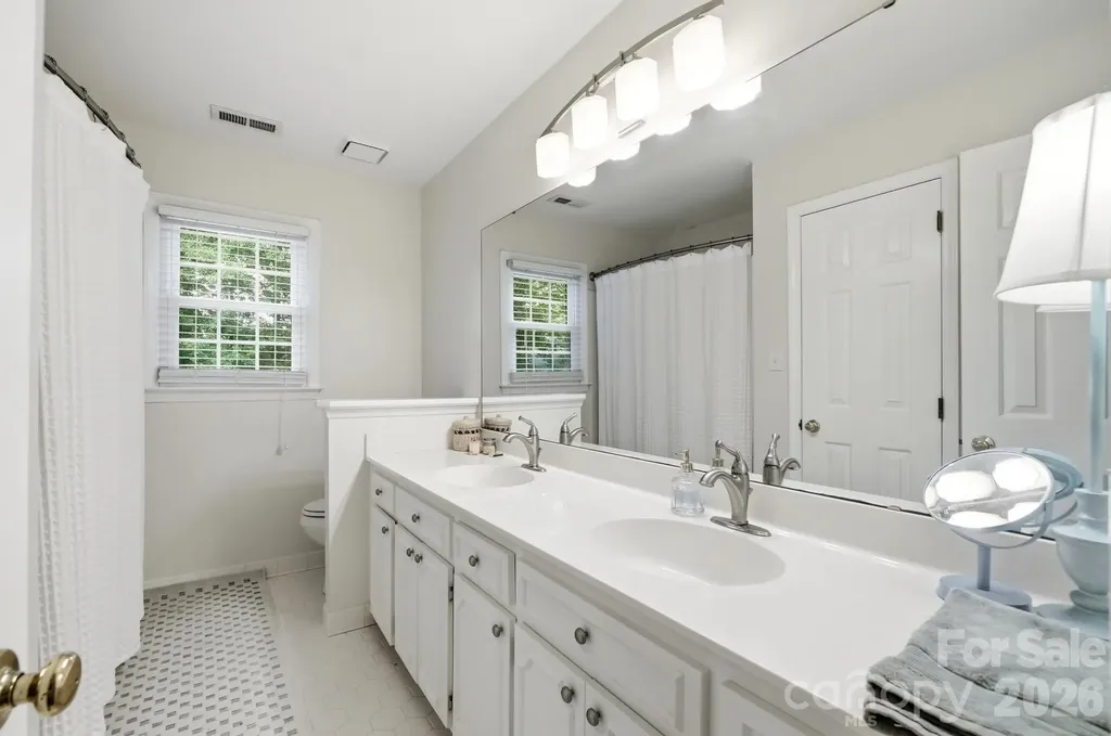 10129 Hanover Glen Road Charlotte NC 28210