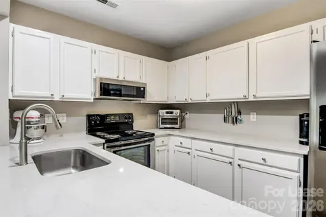 3700 Selwyn Farms Lane Charlotte NC 28209