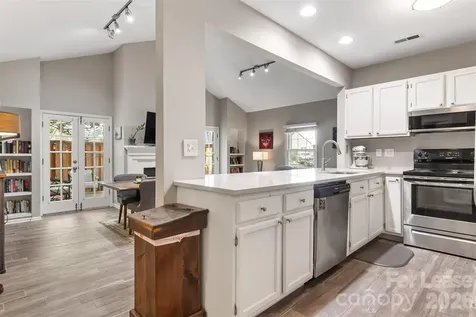 3700 Selwyn Farms Lane Charlotte NC 28209