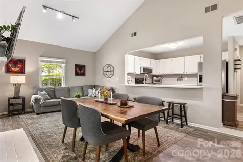3700 Selwyn Farms Lane Charlotte NC 28209