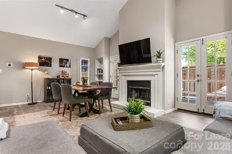 3700 Selwyn Farms Lane Charlotte NC 28209