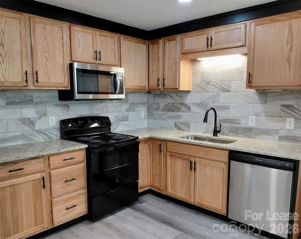 7714 Albemarle Road Charlotte NC 28227