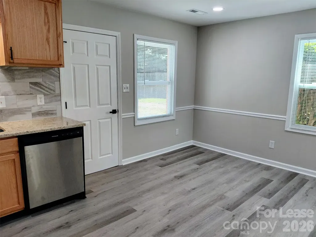 7714 Albemarle Road Charlotte NC 28227