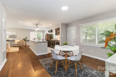 3526 Stonehaven Drive Charlotte NC 28215