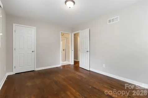 3526 Stonehaven Drive Charlotte NC 28215