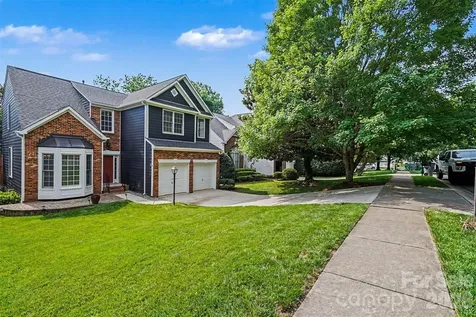 1926 Dunhill Drive Charlotte NC 28205