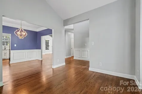 1926 Dunhill Drive Charlotte NC 28205