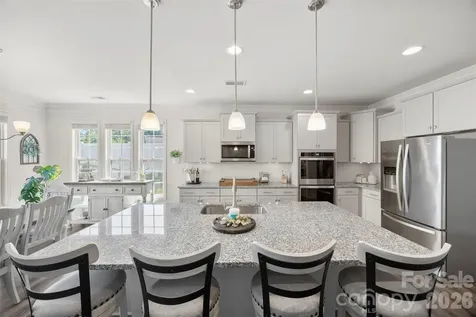2128 Lapalma Trace Lake Wylie SC 29710