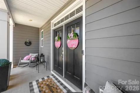 2128 Lapalma Trace Lake Wylie SC 29710