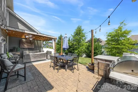 2128 Lapalma Trace Lake Wylie SC 29710