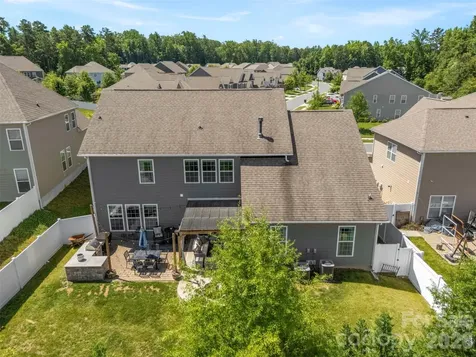 2128 Lapalma Trace Lake Wylie SC 29710