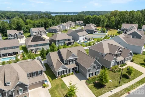 2128 Lapalma Trace Lake Wylie SC 29710