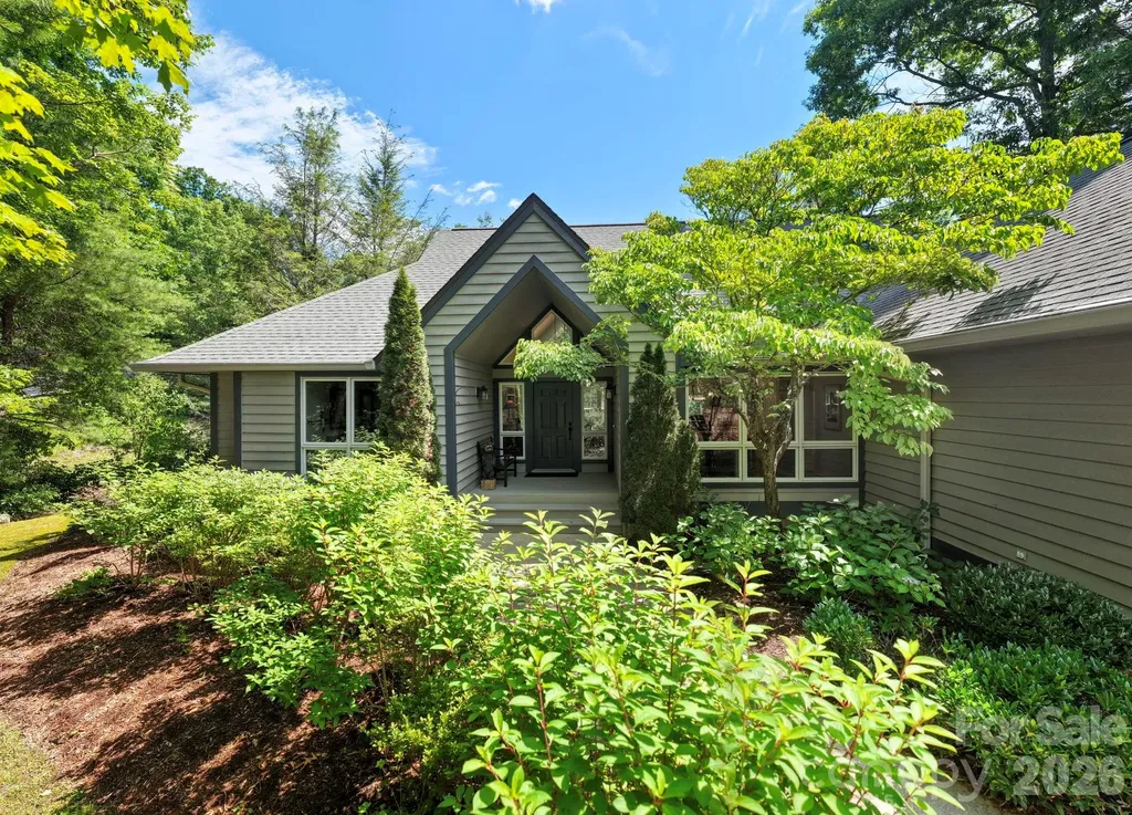 168 Overlook Drive Flat Rock NC 28731