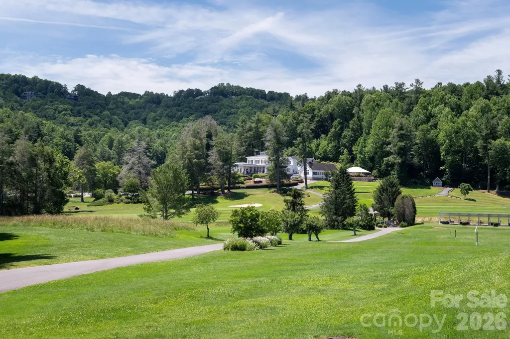 168 Overlook Drive Flat Rock NC 28731