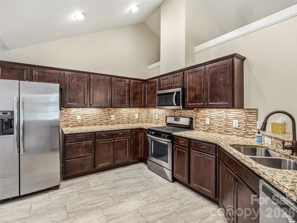 426 Summerfield Place Flat Rock NC 28731