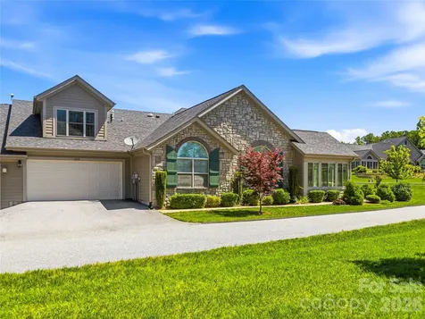 426 Summerfield Place Flat Rock NC 28731