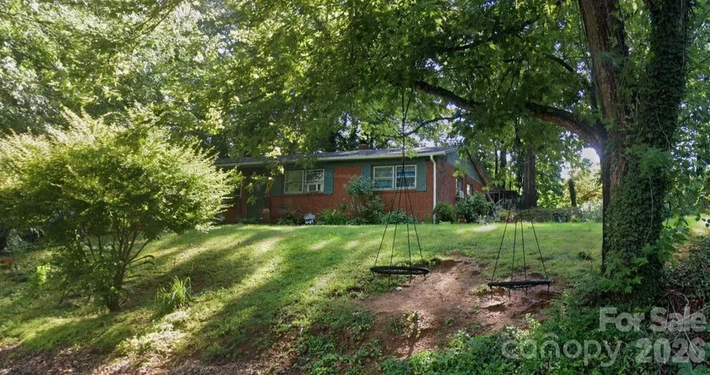 112 Darcus Lane Asheville NC 28806