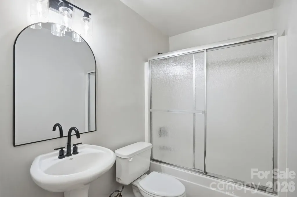 5846 Hanna Court Charlotte NC 28212