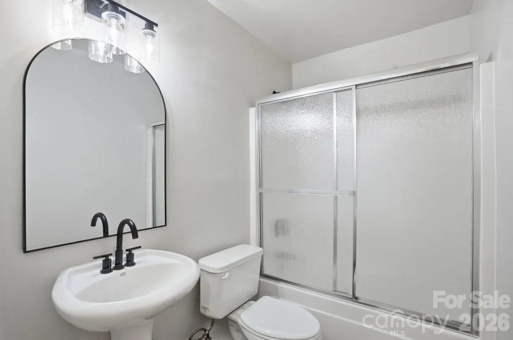 5846 Hanna Court Charlotte NC 28212