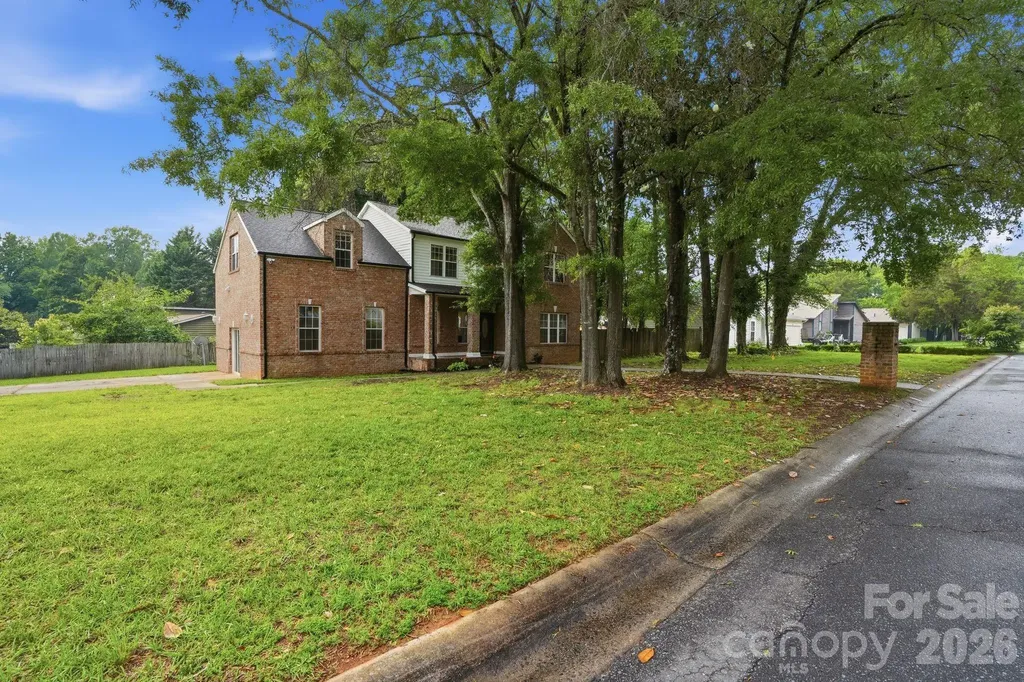 5846 Hanna Court Charlotte NC 28212