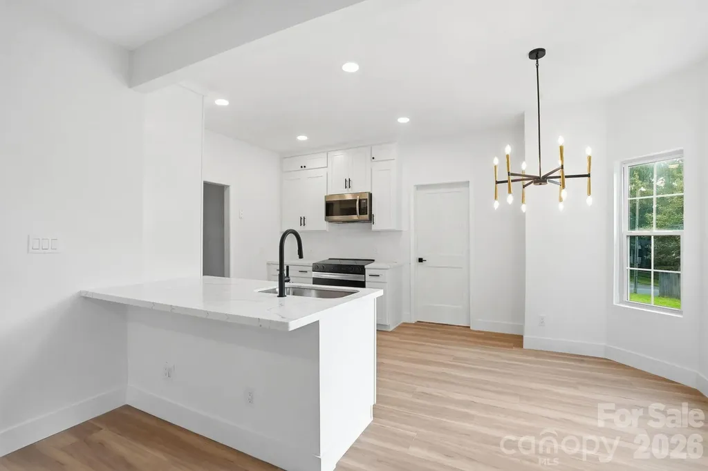 5846 Hanna Court Charlotte NC 28212
