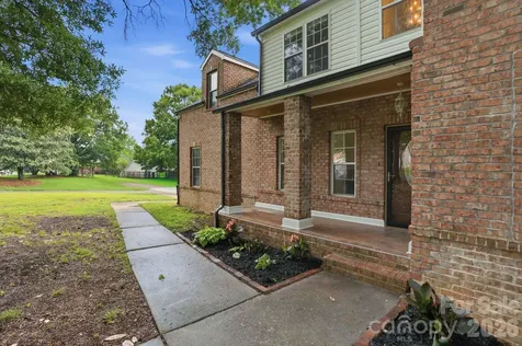 5846 Hanna Court Charlotte NC 28212