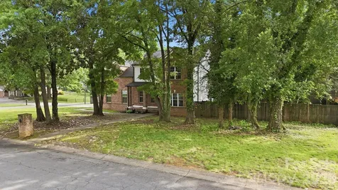 5846 Hanna Court Charlotte NC 28212