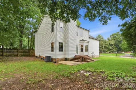 5846 Hanna Court Charlotte NC 28212