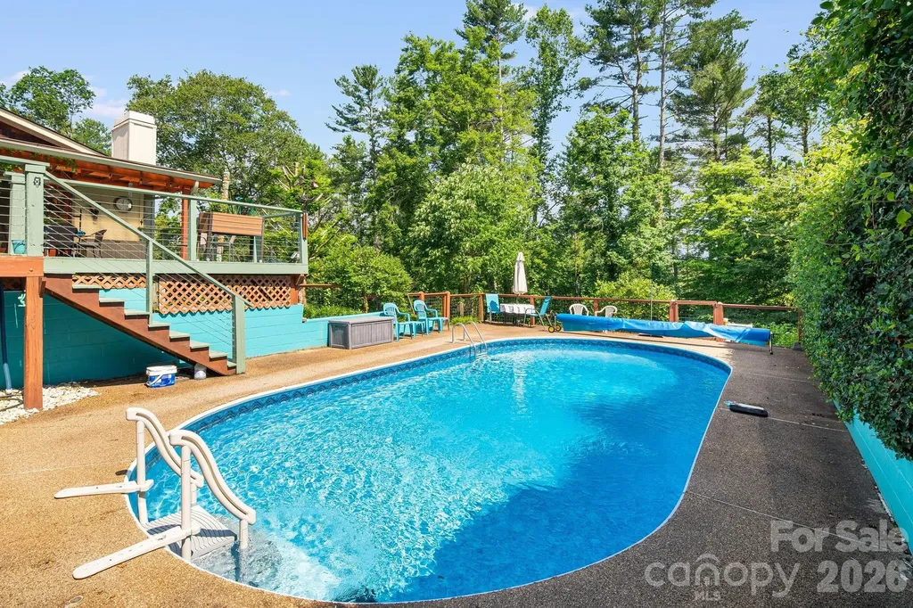43 Chadwick Wade Drive Asheville NC 28804