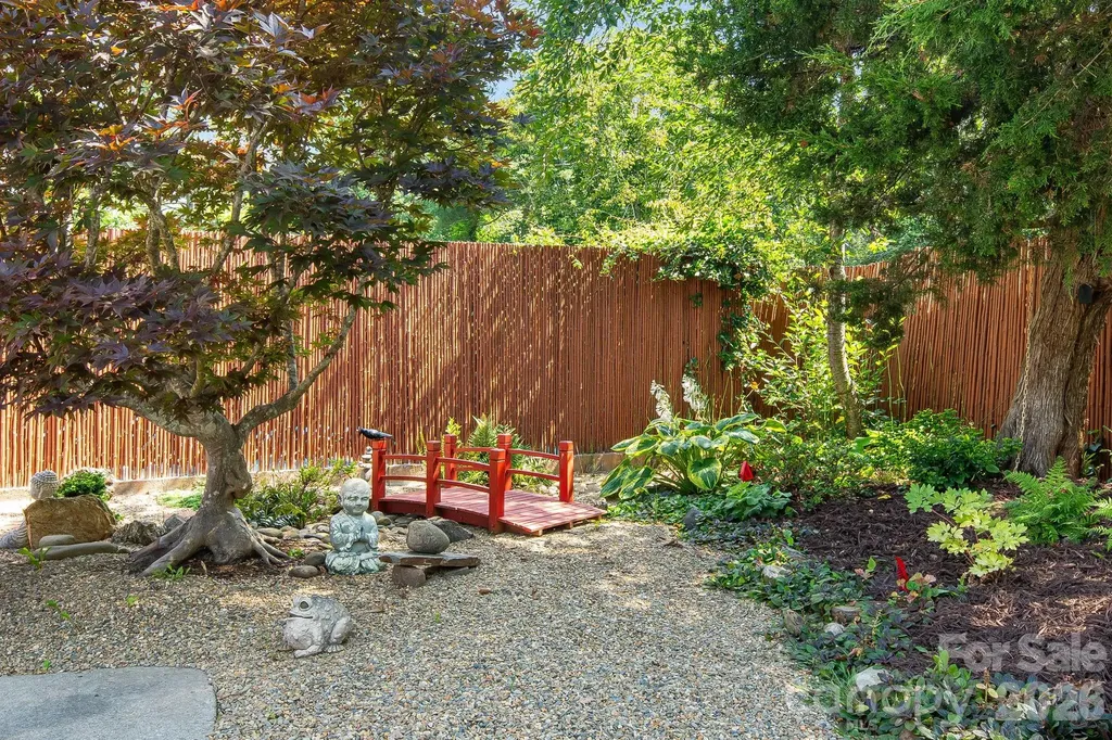 43 Chadwick Wade Drive Asheville NC 28804