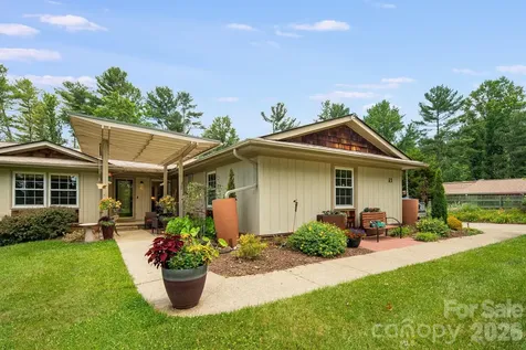 43 Chadwick Wade Drive Asheville NC 28804