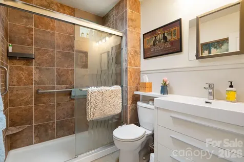 43 Chadwick Wade Drive Asheville NC 28804