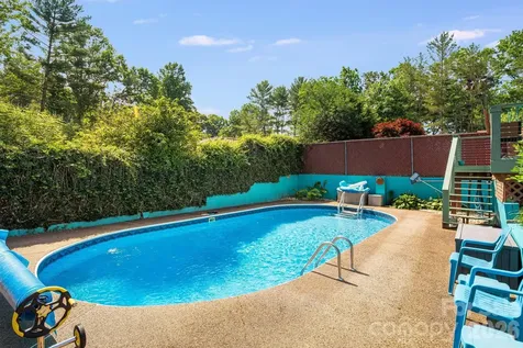 43 Chadwick Wade Drive Asheville NC 28804
