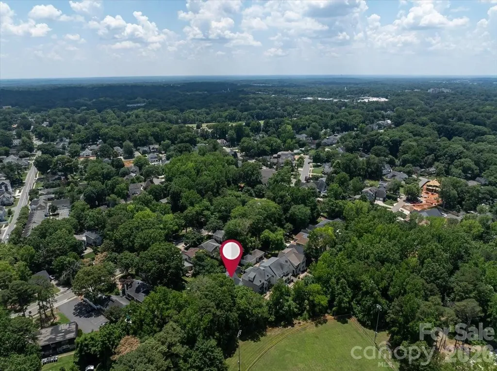 748 Ellsworth Road Charlotte NC 28211