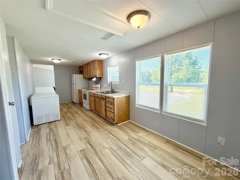 438 Hall Spencer Road Catawba SC 29704