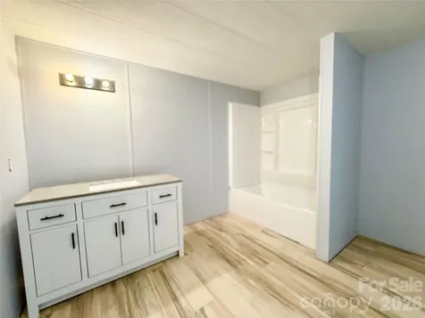438 Hall Spencer Road Catawba SC 29704