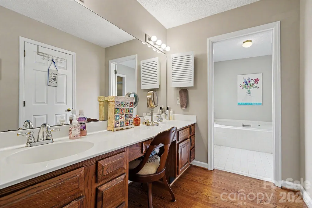 5112 Tedorill Lane Charlotte NC 28226