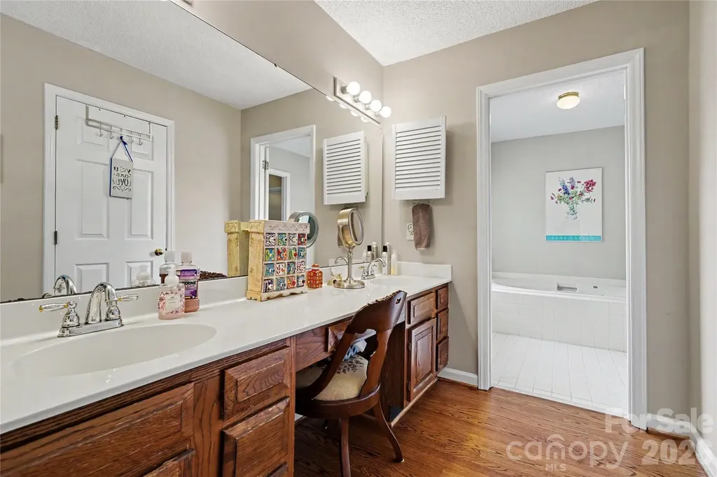 5112 Tedorill Lane Charlotte NC 28226