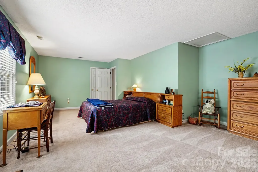 5112 Tedorill Lane Charlotte NC 28226