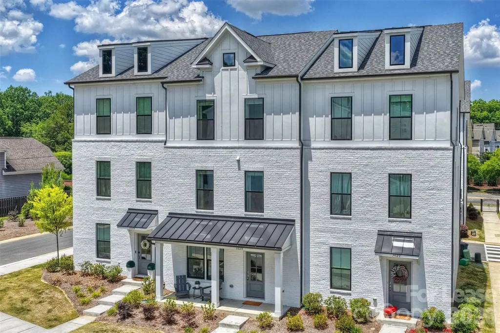 3024 Red Cardinal Lane Charlotte NC 28211