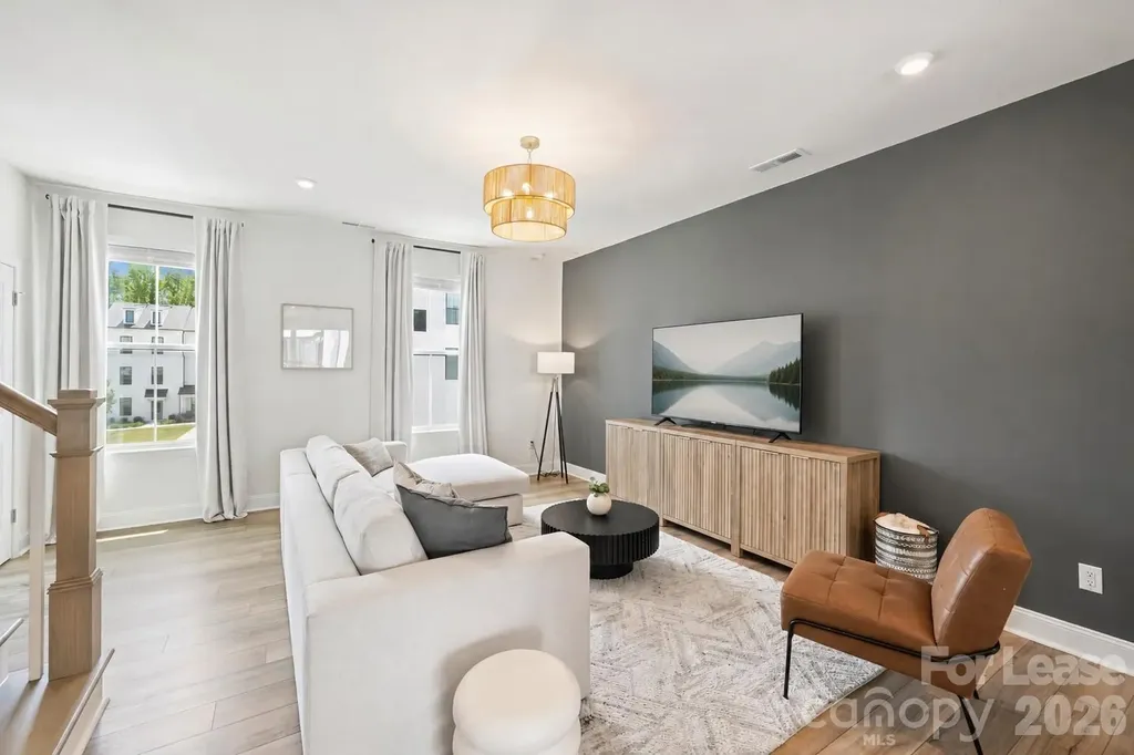 3024 Red Cardinal Lane Charlotte NC 28211
