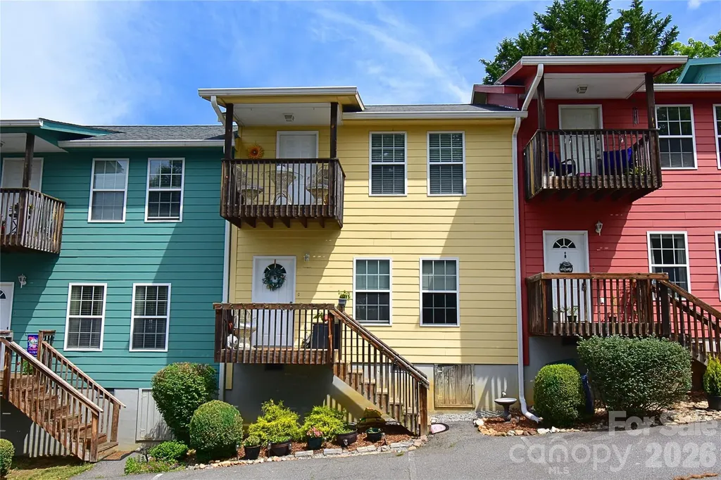 145 Lincoln Park Road Burnsville NC 28714