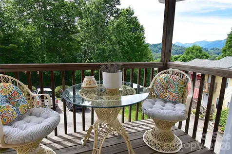 145 Lincoln Park Road Burnsville NC 28714