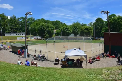 145 Lincoln Park Road Burnsville NC 28714