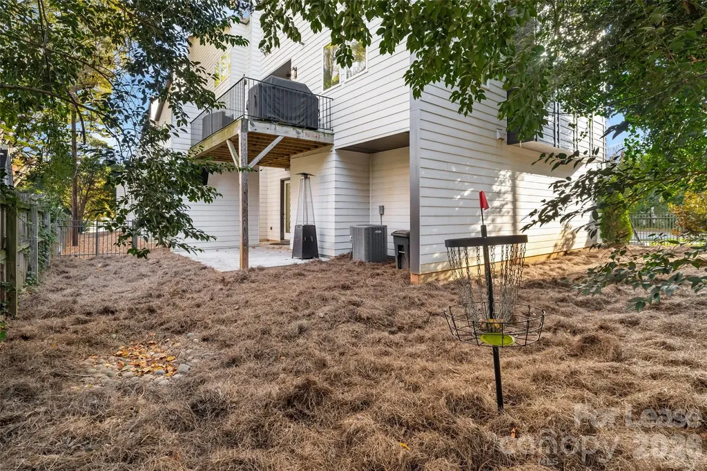 1549 Pinecrest Avenue Charlotte NC 28205