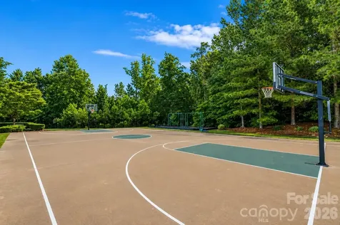 7010 Stanbury Drive Matthews NC 28104